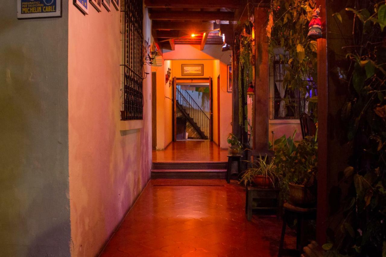 Dionisio Inn Antigua Exterior foto