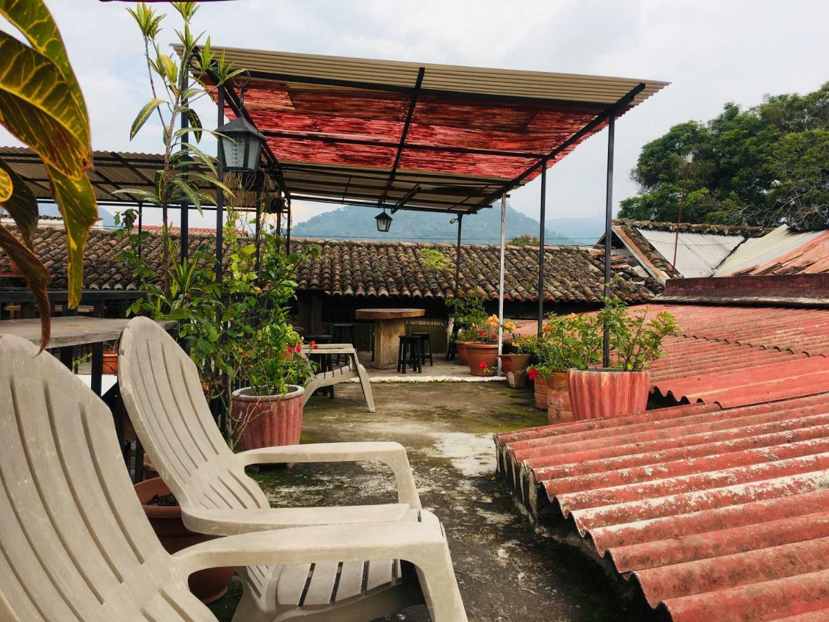 Dionisio Inn Antigua Exterior foto